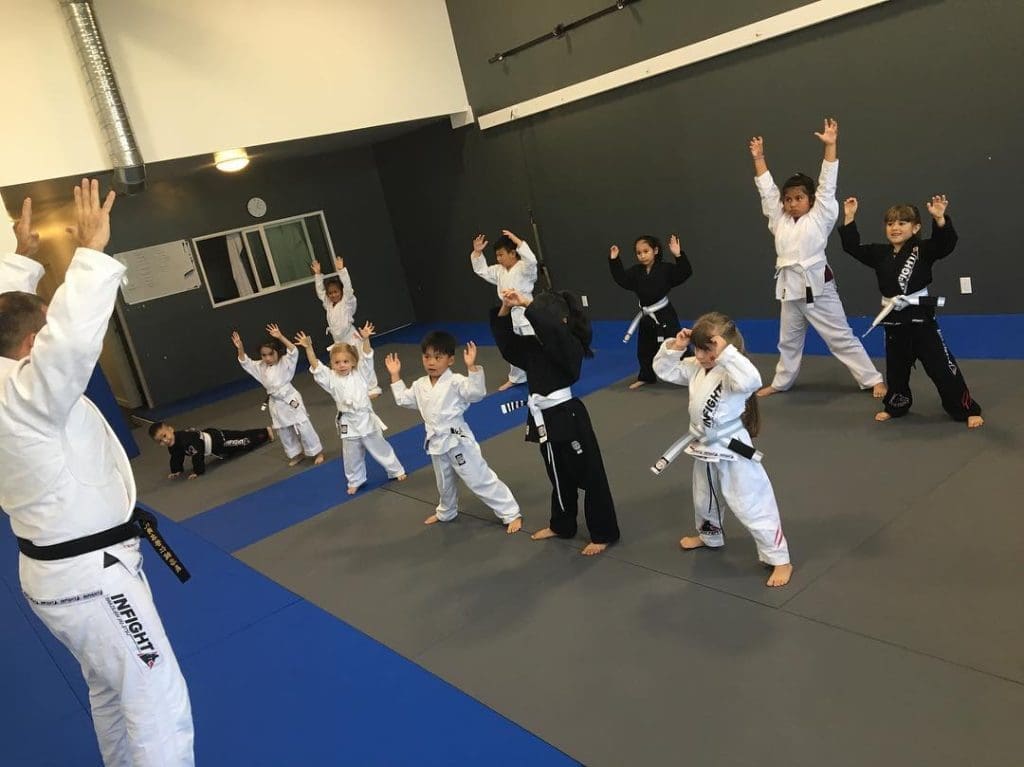kids class warm up